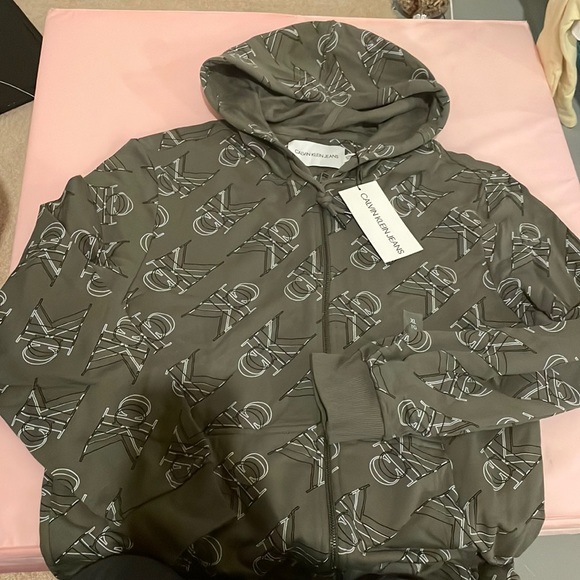 Calvin Klein men zip up hoodie - Picture 3 of 6